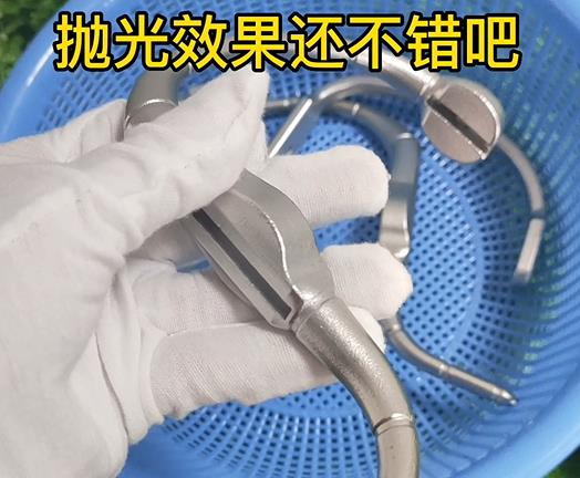 不銹鋼武術用具刀把拋光清洗效果 不銹鋼武術用具刀把拋光清洗效果